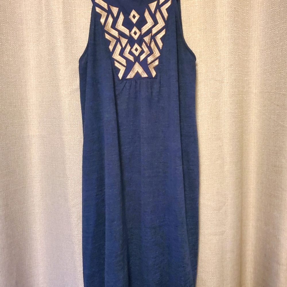 Blue sleeveless maternity dress